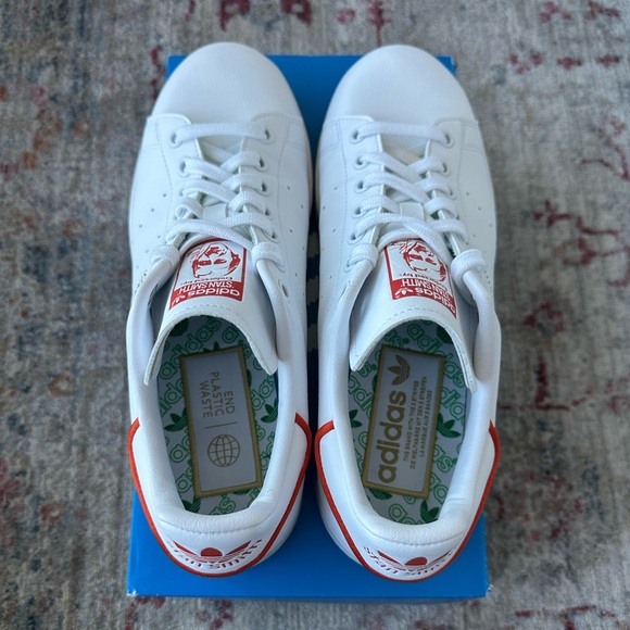 Adidas Stan Smith White Sneakers - Picture 6 of 9